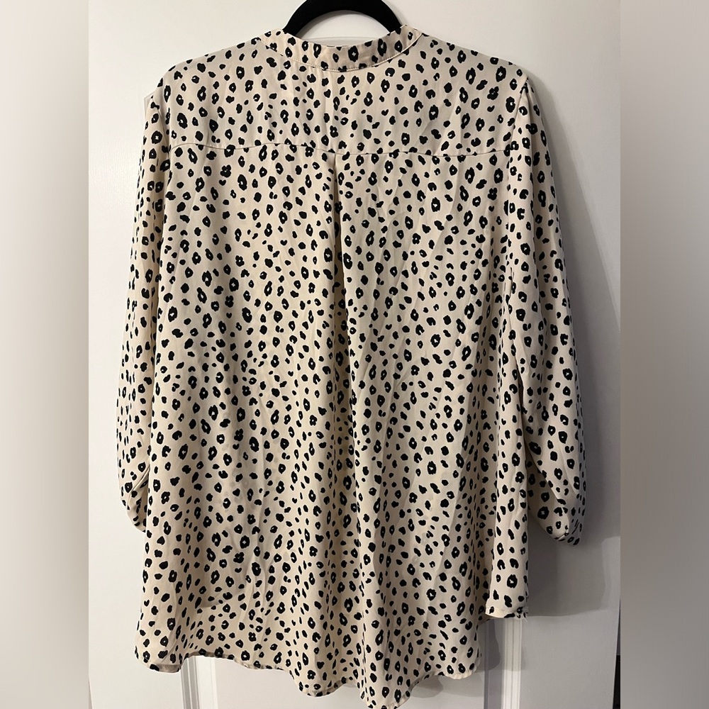Lush Leopard Print 1x Plus Size Blouse - image 5